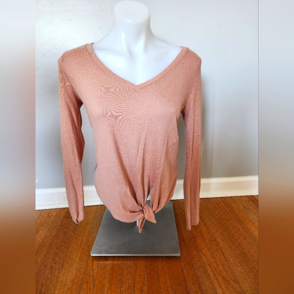 3/$20 Express pinky nude tie front top Size S